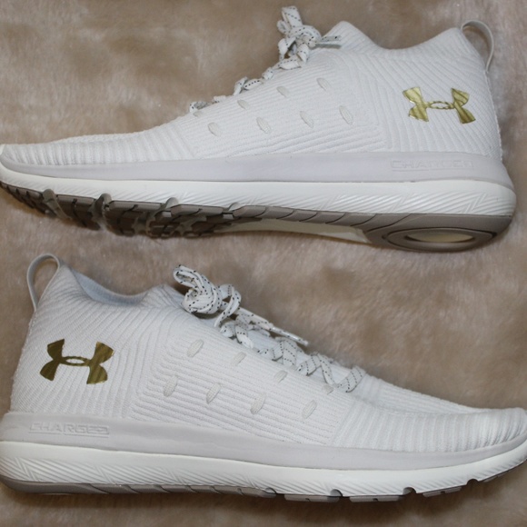 Under Armour Sling-Flex Rise Shoes (Gold Edition) - Picture 1 of 4